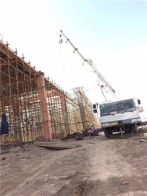 康马县吊车作业的安全注意事项有哪些？